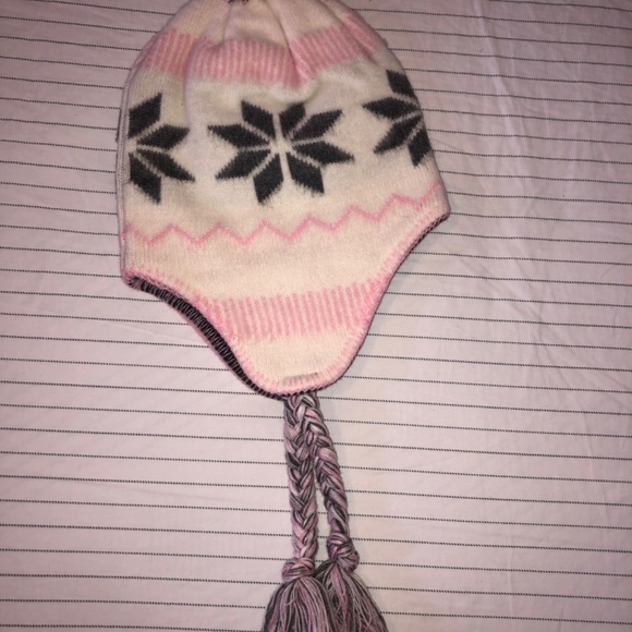 Nice Puma tuque - Picture 2 of 2